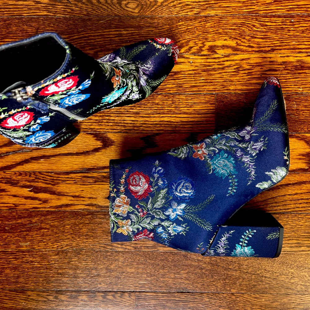 Floral Embroidered Zara Booties